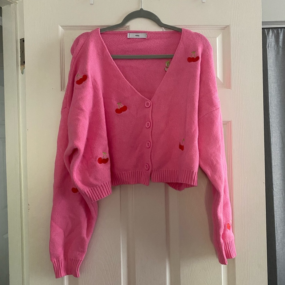 Adika cherry sweater